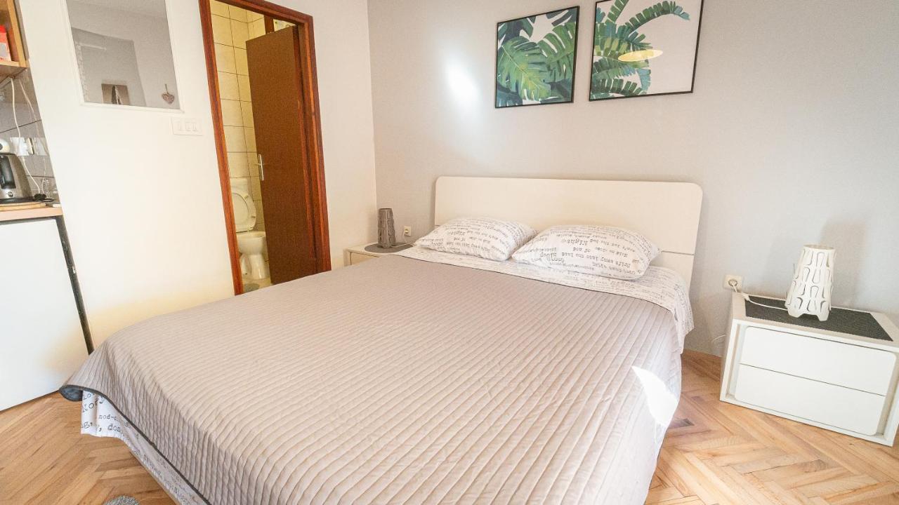 Lela 1 Apartment บาร์บินเย ภายนอก รูปภาพ